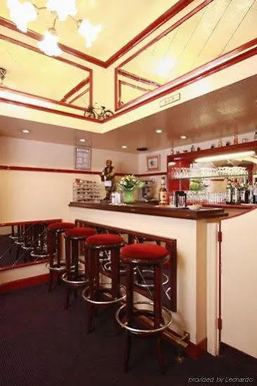 Hotel Du Pre Paris